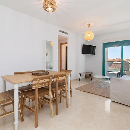 Pont Sec Apartments Дения Екстериор снимка