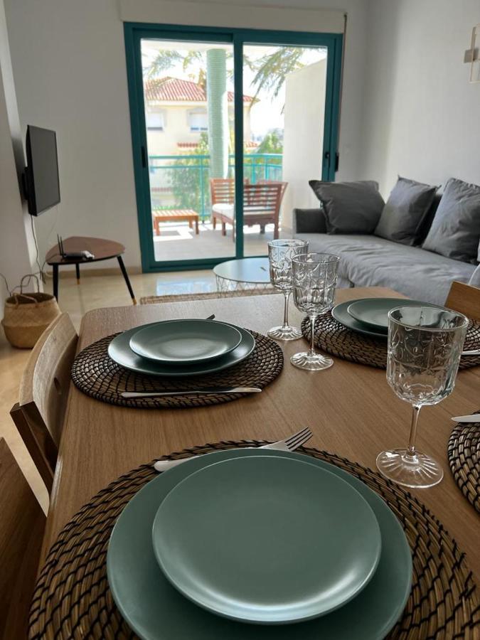 Pont Sec Apartments Дения Екстериор снимка