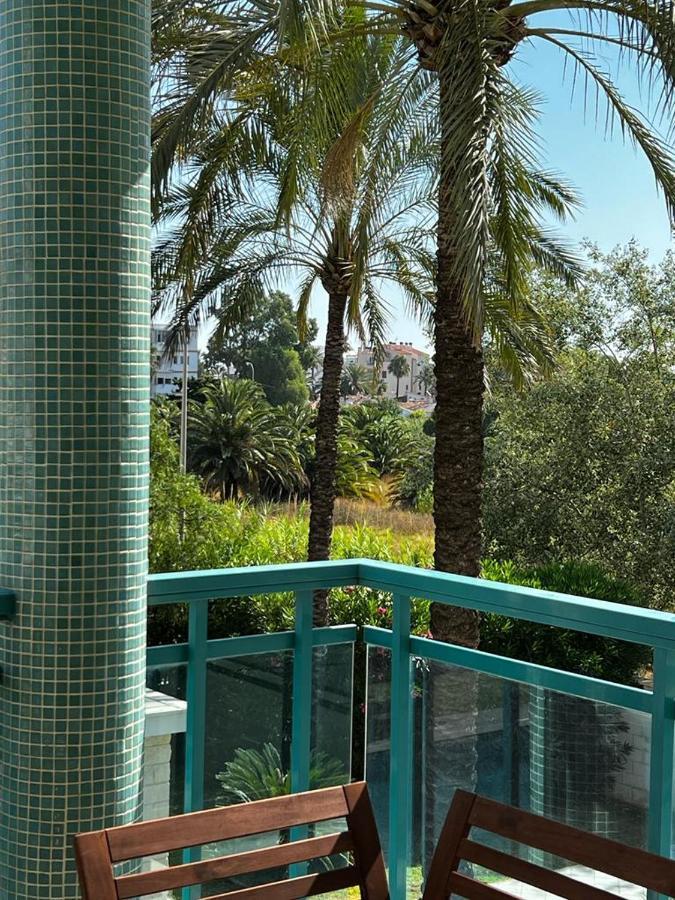 Pont Sec Apartments Дения Екстериор снимка