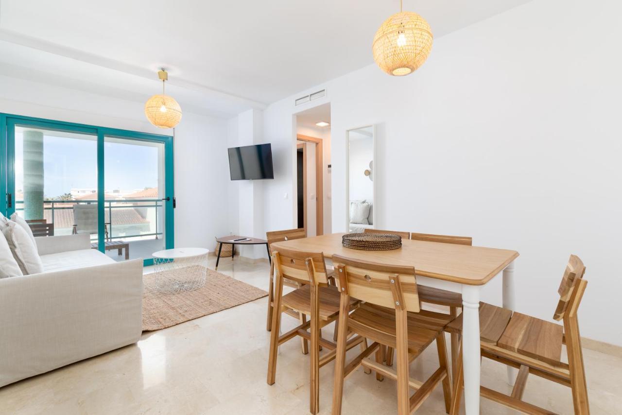 Pont Sec Apartments Дения Екстериор снимка