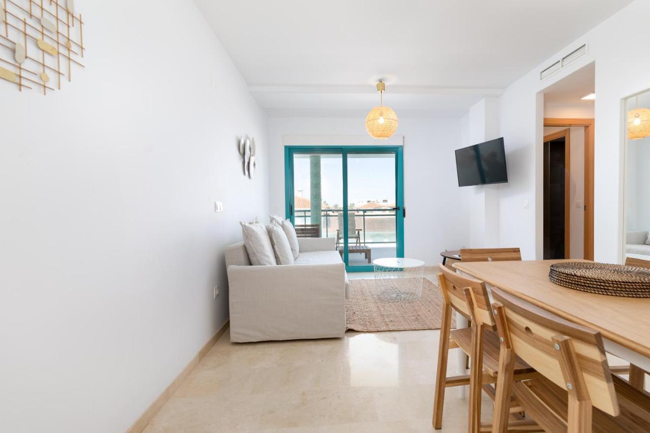 Pont Sec Apartments Дения Екстериор снимка