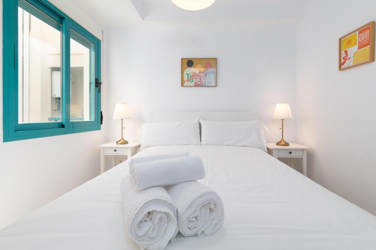 Pont Sec Apartments Дения Екстериор снимка